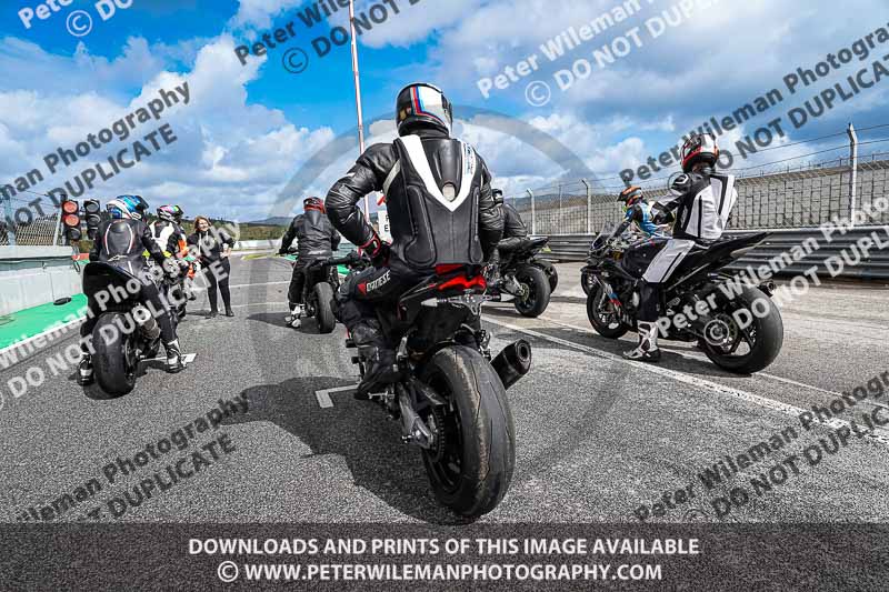 motorbikes;no limits;peter wileman photography;portimao;portugal;trackday digital images